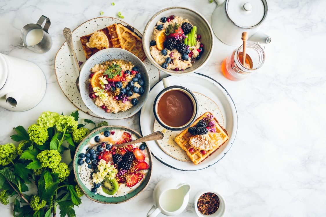 O café da manhã é a base do dia ou um velho mito?