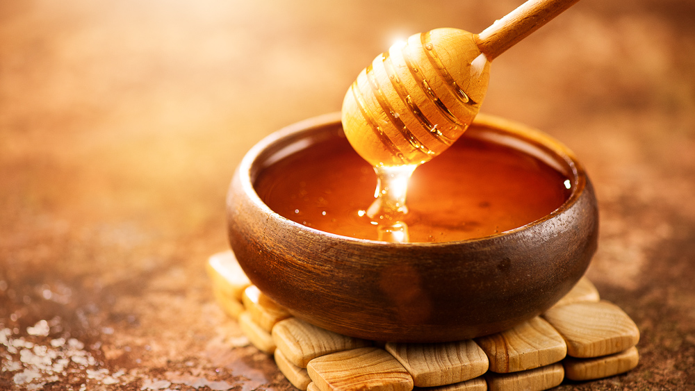 Honey: Benefits, Uses and Properties