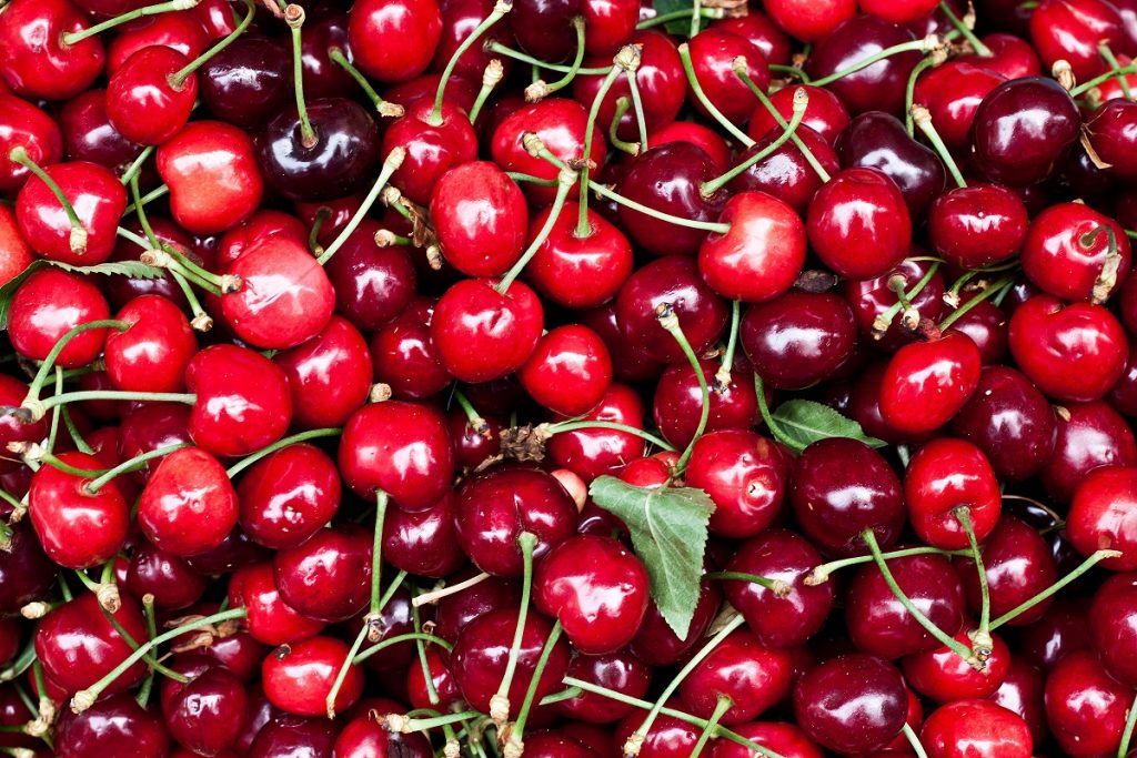 7 Health Benefits of Cherries