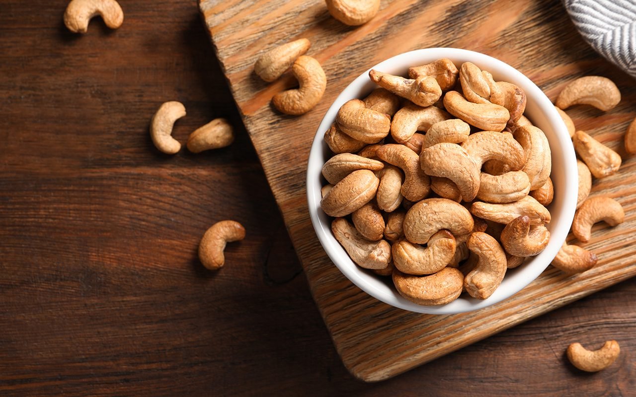 BEST TIME TO EAT CASHEW NUTS